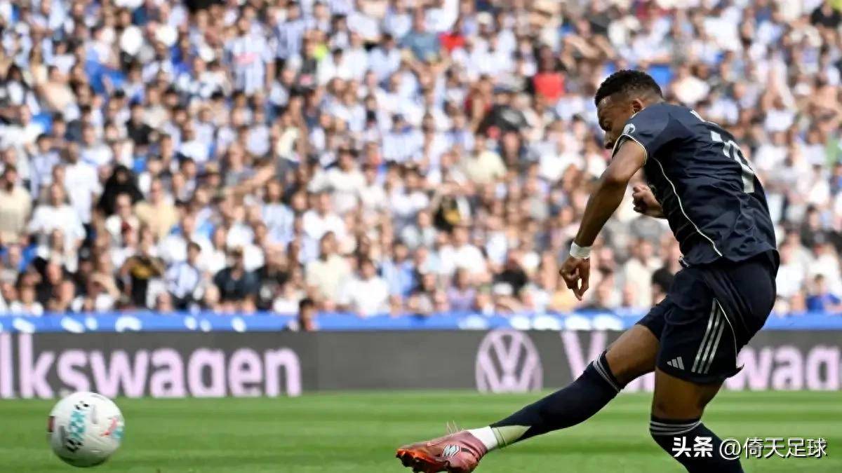 关于RB莱比锡大胜云达不莱梅，稳固德甲前四，欧冠名额在望的信息