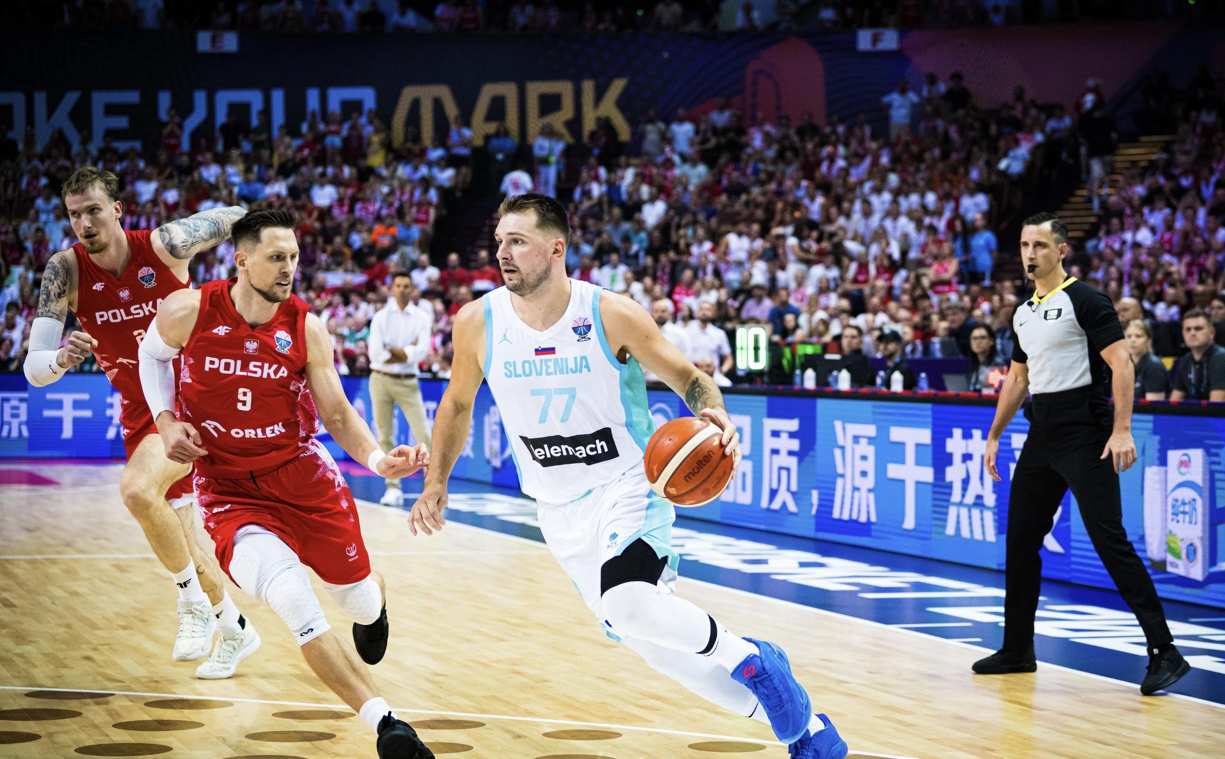 波兰主场小胜斯洛文尼亚进军欧洲杯